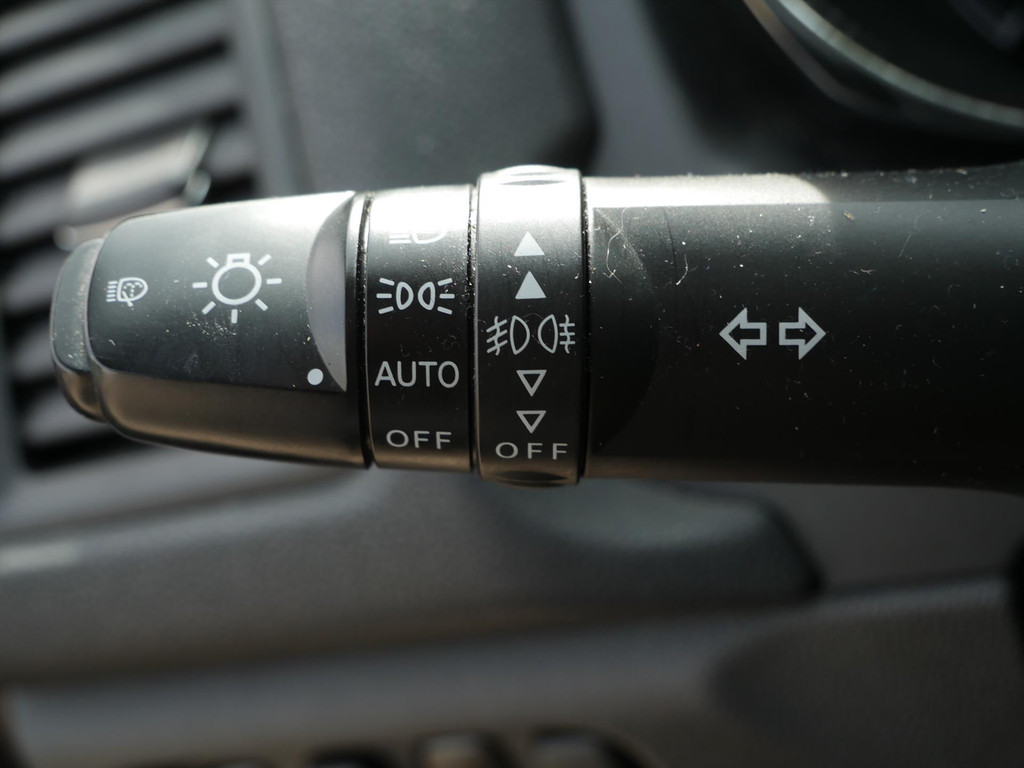 54493572-23.jpg